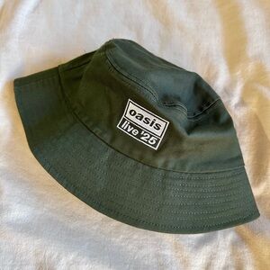 Oasis 2025 bucket hat
